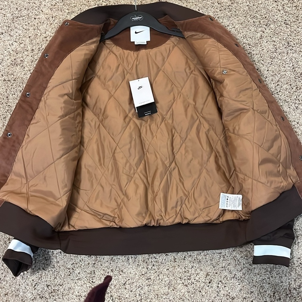 NWT Nike Therma Fit Varsity Jacket, Men’s Sz Medium, Brown - Picture 13 of 15